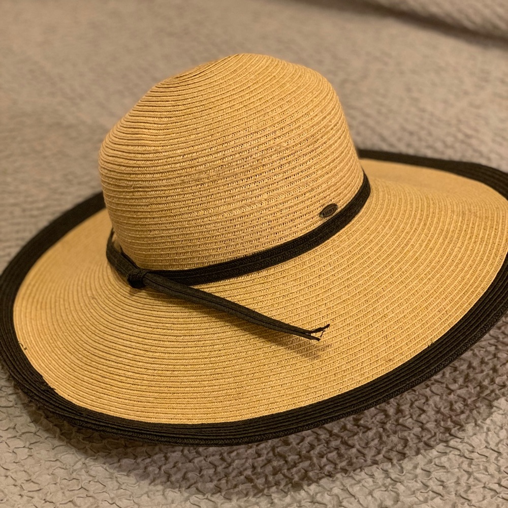 HBY straw hat